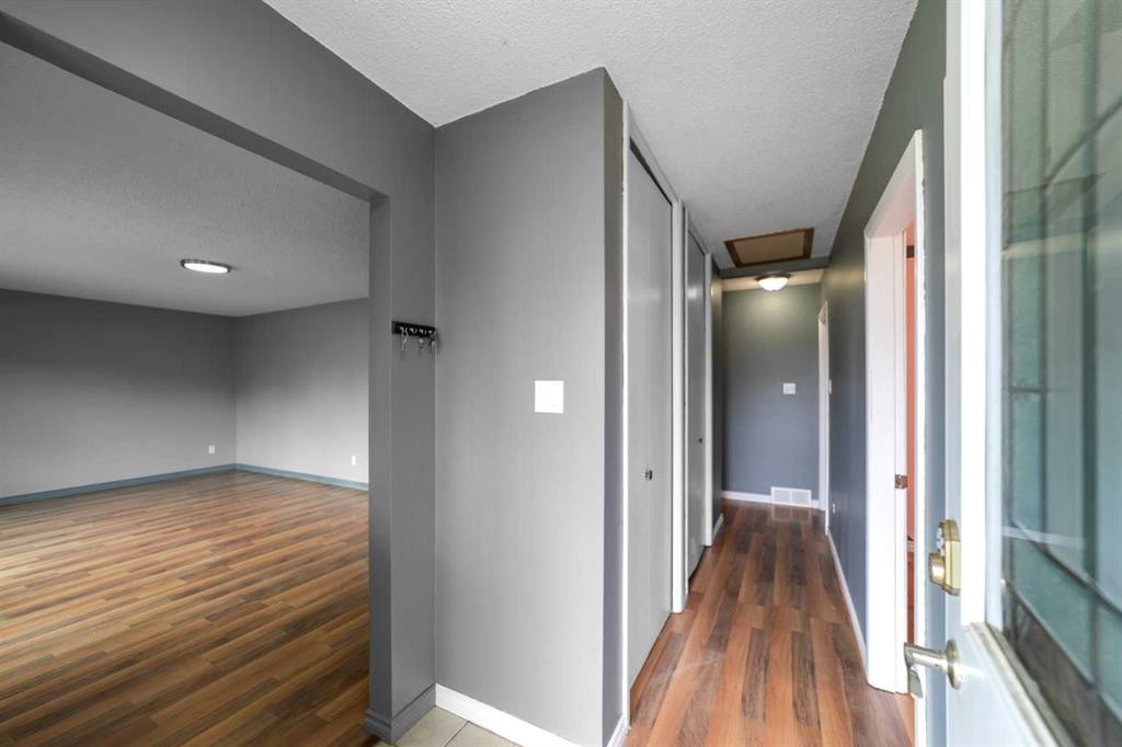 5620 50 Avenue, Killam, AB - Indoor Photo Showing Other Room