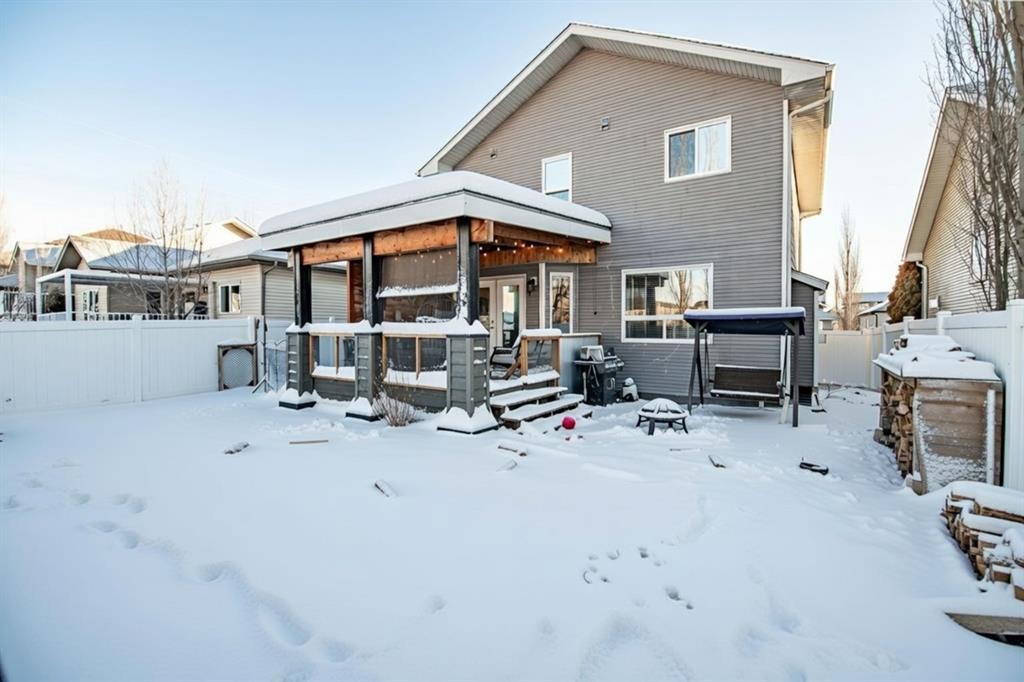 60 Vincent Close, Red Deer, AB - Outdoor With Deck Patio Veranda
