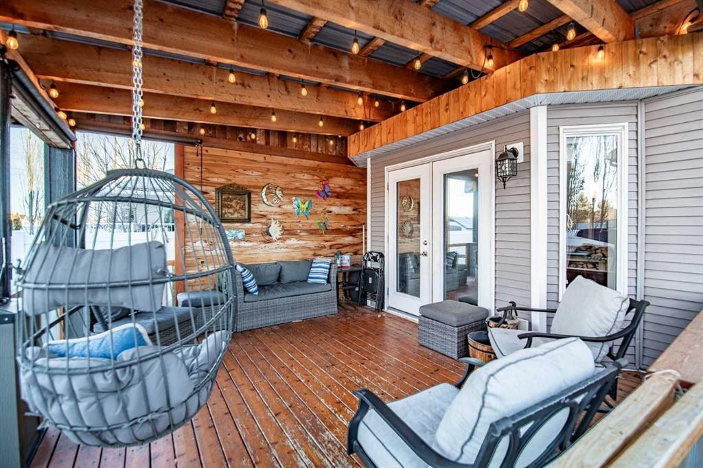 60 Vincent Close, Red Deer, AB - With Deck Patio Veranda With Exterior