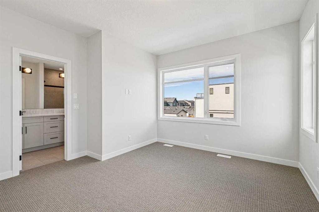 9 Treeline Avenue Sw, Calgary, AB - Indoor Photo Showing Other Room