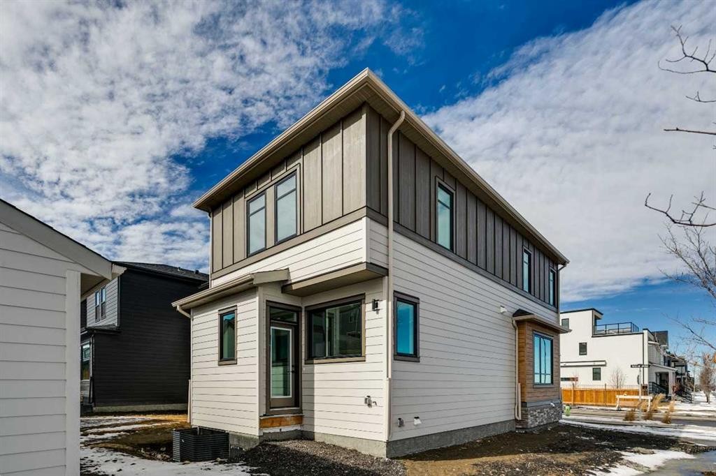 9 Treeline Avenue Sw, Calgary, AB - Outdoor With Exterior