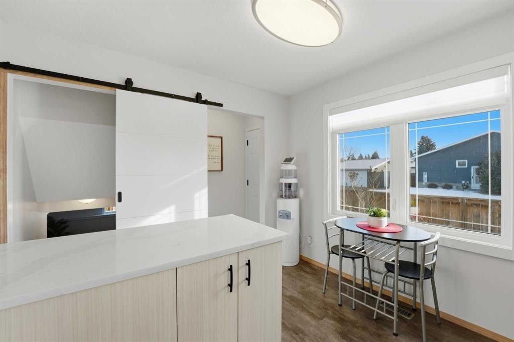 101 Erickson Drive, Red Deer, AB - Indoor