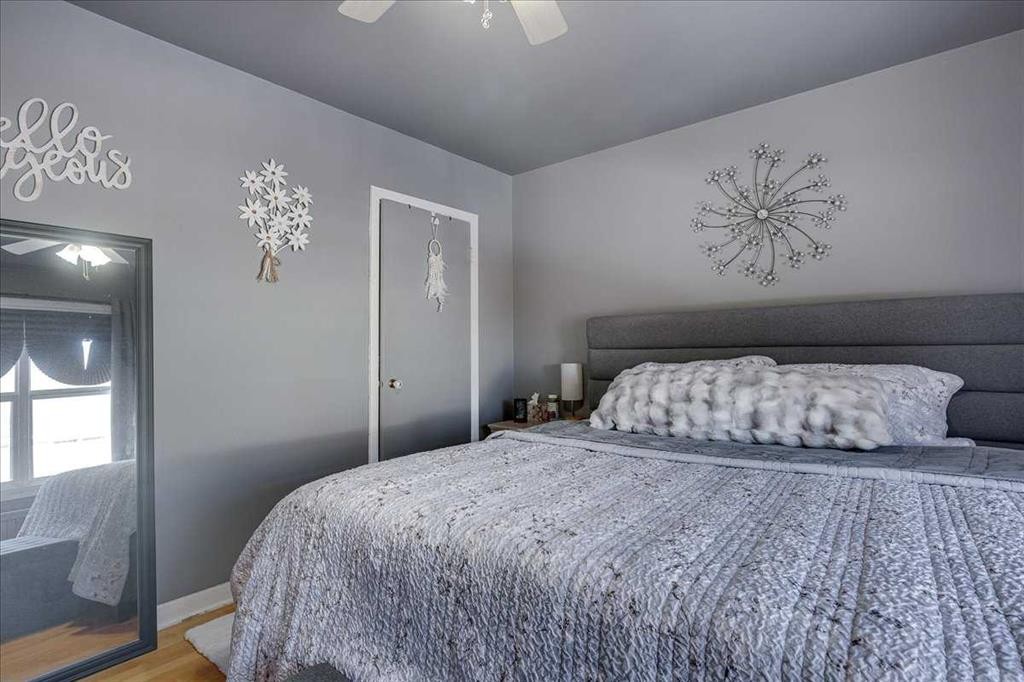 39 Poplar Crescent, Springbrook, AB - Indoor Photo Showing Bedroom