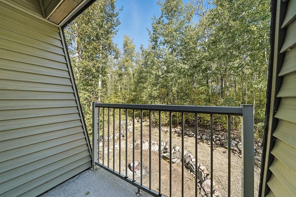120 Birchcliff Road, Birchcliff, AB - Outdoor With Exterior