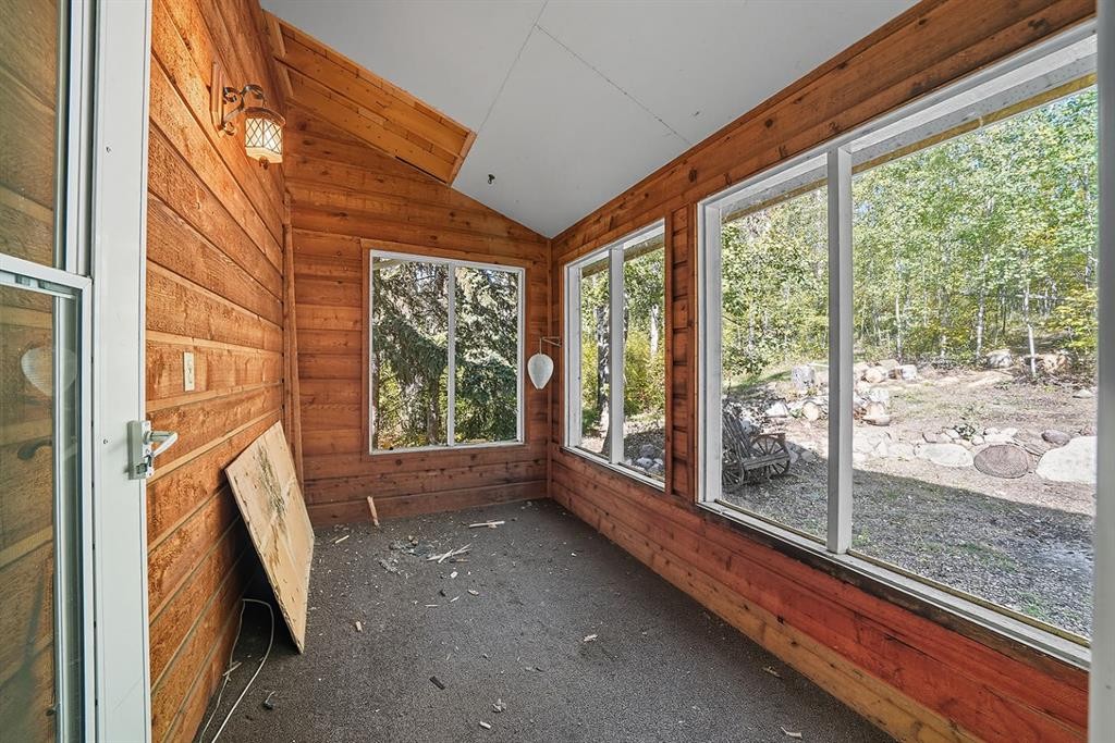 120 Birchcliff Road, Birchcliff, AB - Photo Showing Other Room