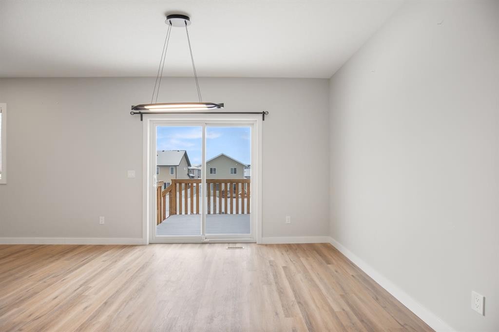 38 Thayer Close, Red Deer, AB - Indoor Photo Showing Other Room