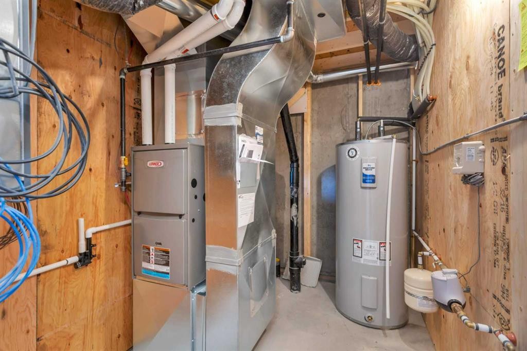 14 Anna Close, Blackfalds, AB - Indoor Photo Showing Basement