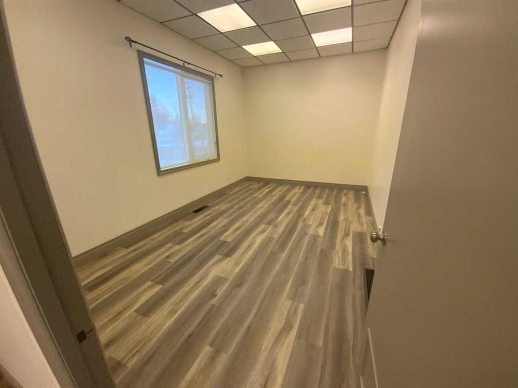 416 Arena, Trochu, AB - Indoor Photo Showing Other Room