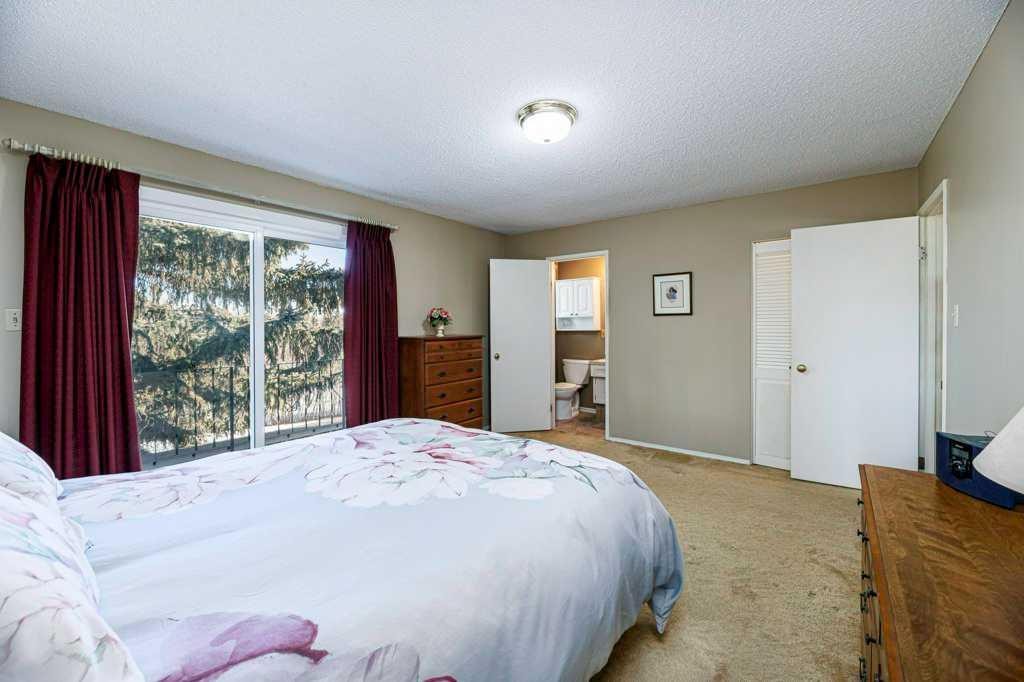 15 Waghorn Close, Red Deer, AB - Indoor Photo Showing Bedroom