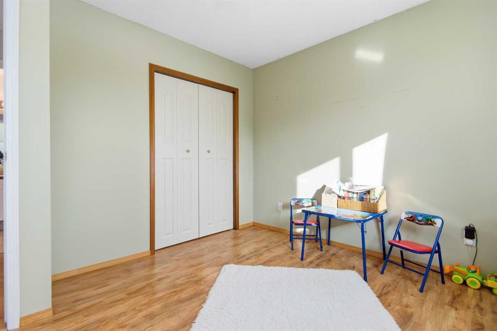 39081 C&E Trail, Red Deer, AB - Indoor