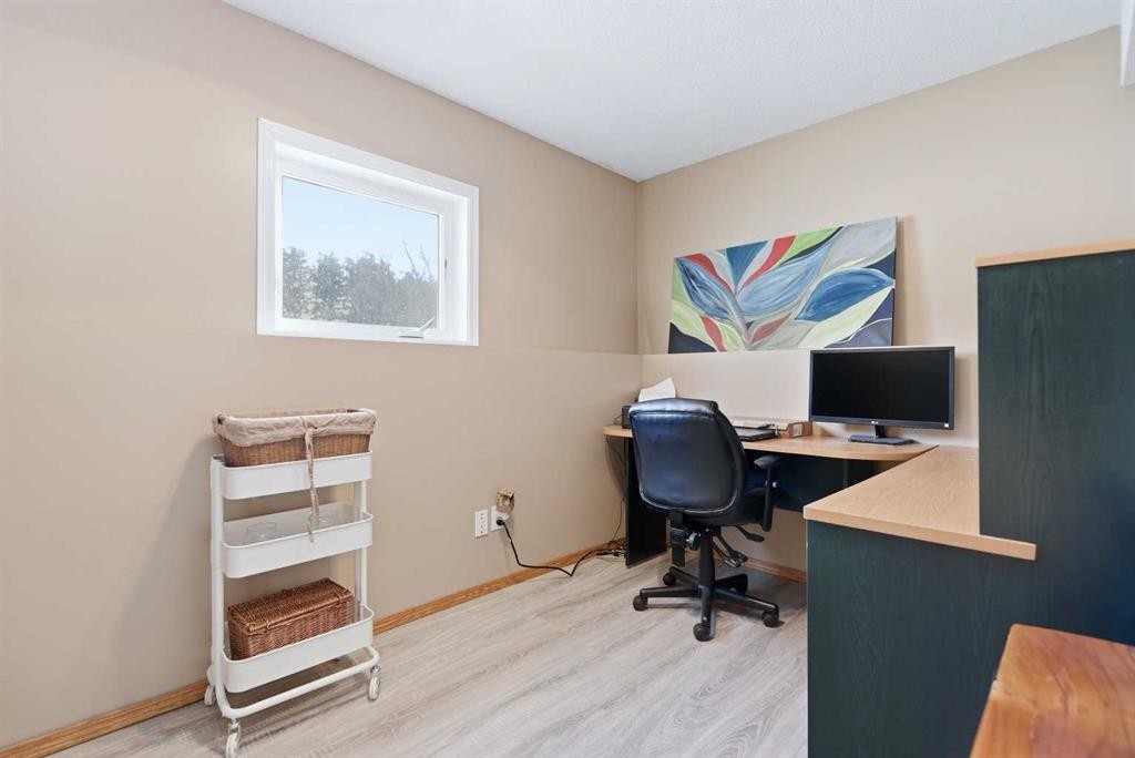 39081 C&E Trail, Red Deer, AB - Indoor Photo Showing Office