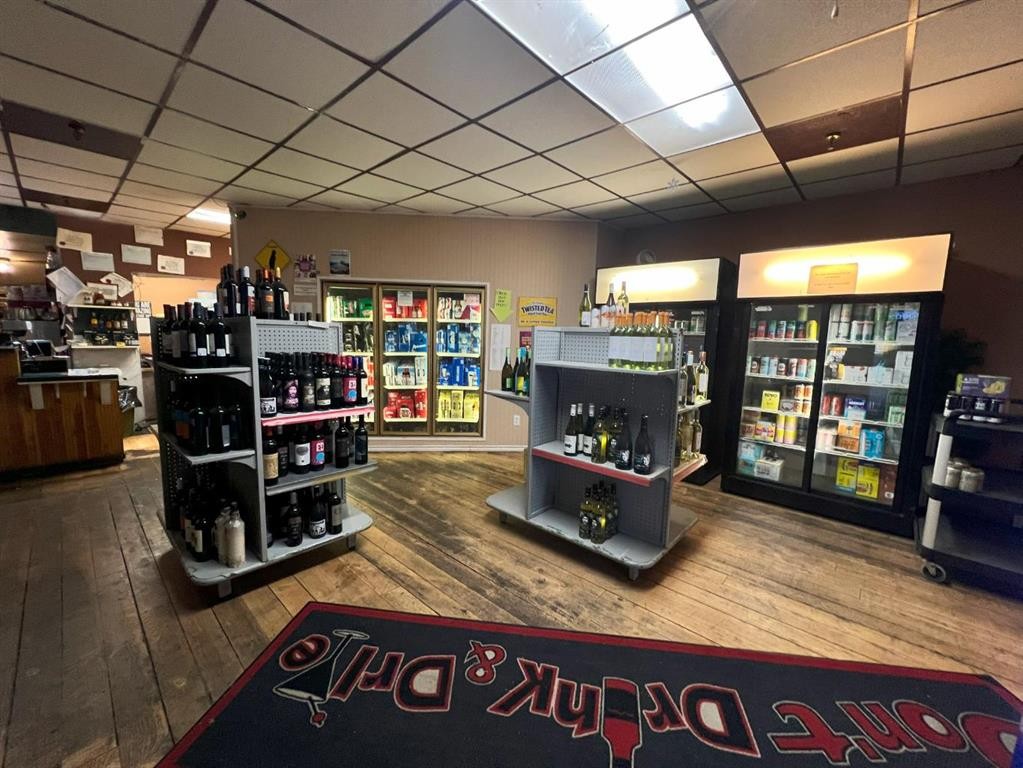 4936 50 Street, Alix, AB