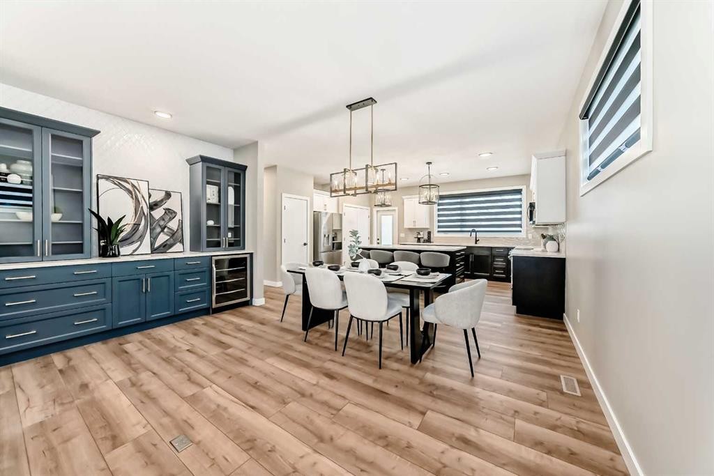 58 Mitchell Crescent, Blackfalds, AB - Indoor Photo Showing Dining Room