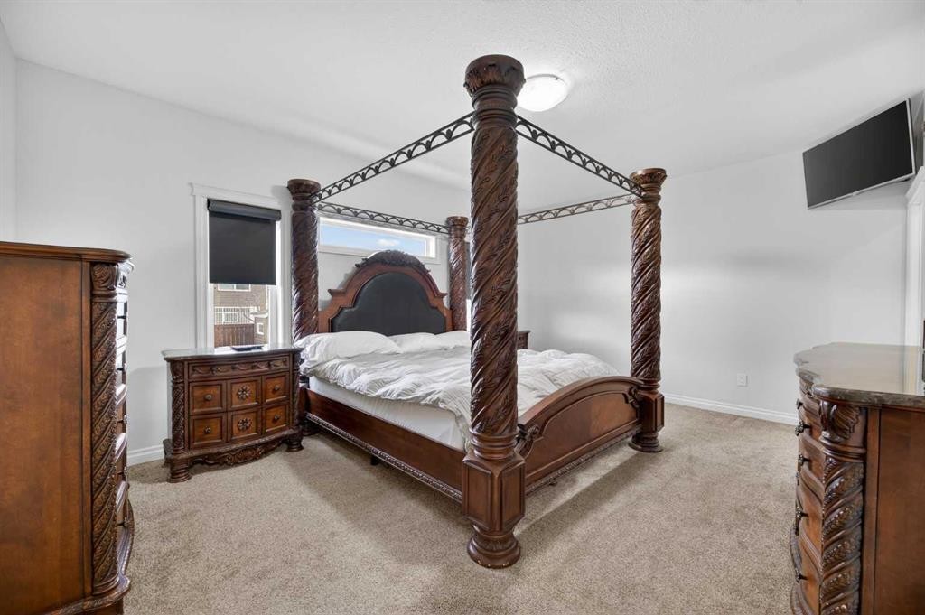 17 Viceroy Crescent, Olds, AB - Indoor Photo Showing Bedroom