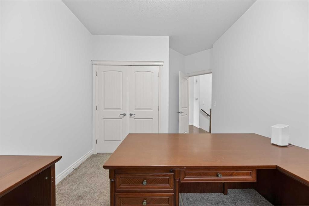 17 Viceroy Crescent, Olds, AB - Indoor Photo Showing Other Room