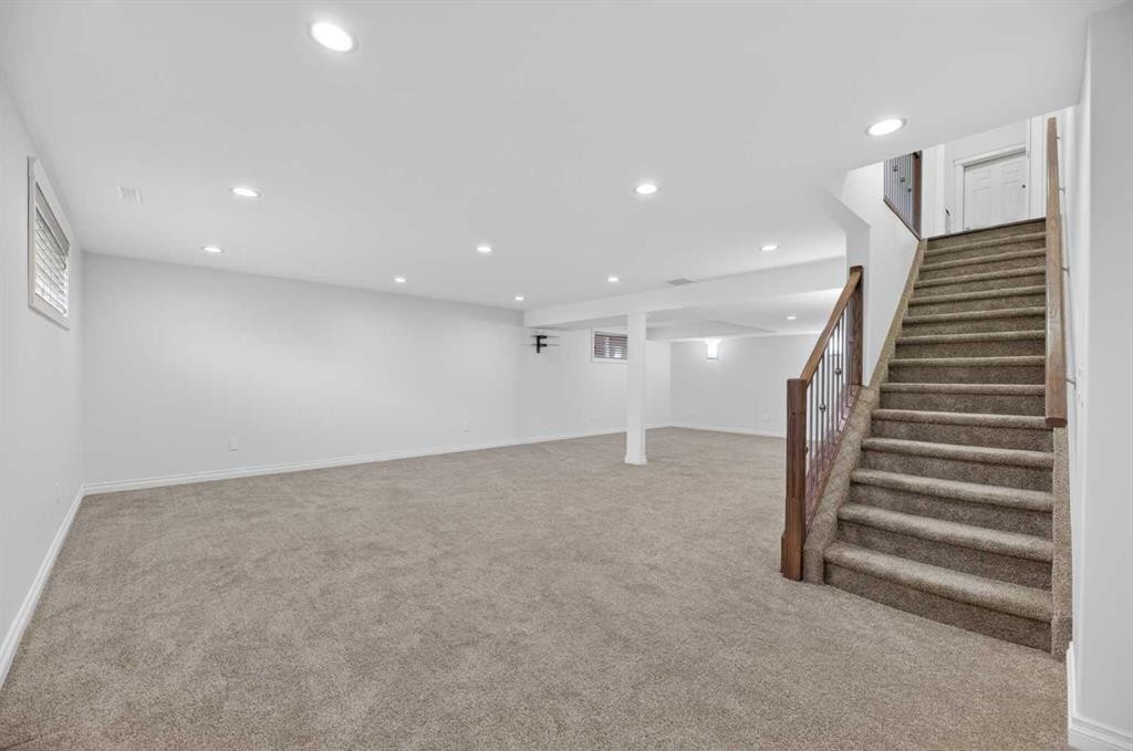 17 Viceroy Crescent, Olds, AB - Indoor Photo Showing Other Room