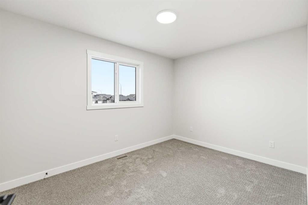 14 Vista Close, Blackfalds, AB - Indoor Photo Showing Other Room