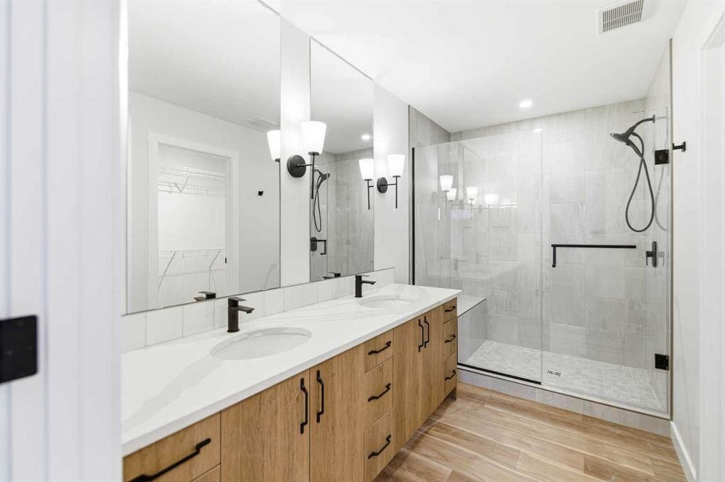 14 Vista Close, Blackfalds, AB - Indoor Photo Showing Bathroom