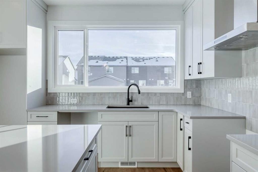 77 Savanna Place Ne, Calgary, AB - Indoor Photo Showing Kitchen