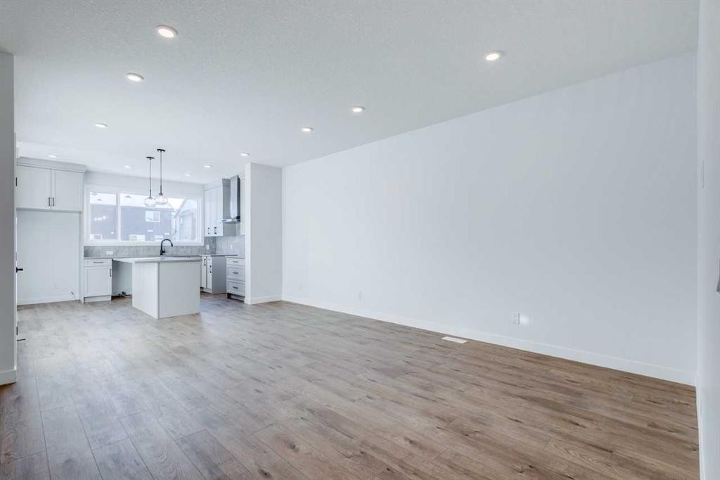 77 Savanna Place Ne, Calgary, AB - Indoor Photo Showing Kitchen