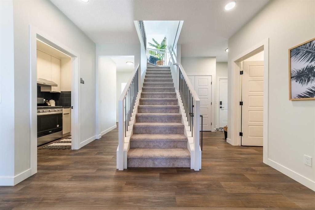 405 Sora Way Se, Calgary, AB - Indoor Photo Showing Other Room