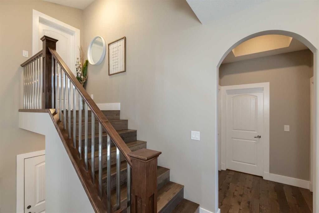 5824 Maple Crescent, Innisfail, AB - Indoor Photo Showing Other Room