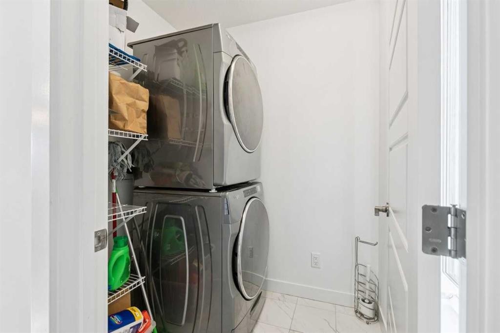 277 Auburn Meadows Drive Se, Calgary, AB - Indoor Photo Showing Laundry Room