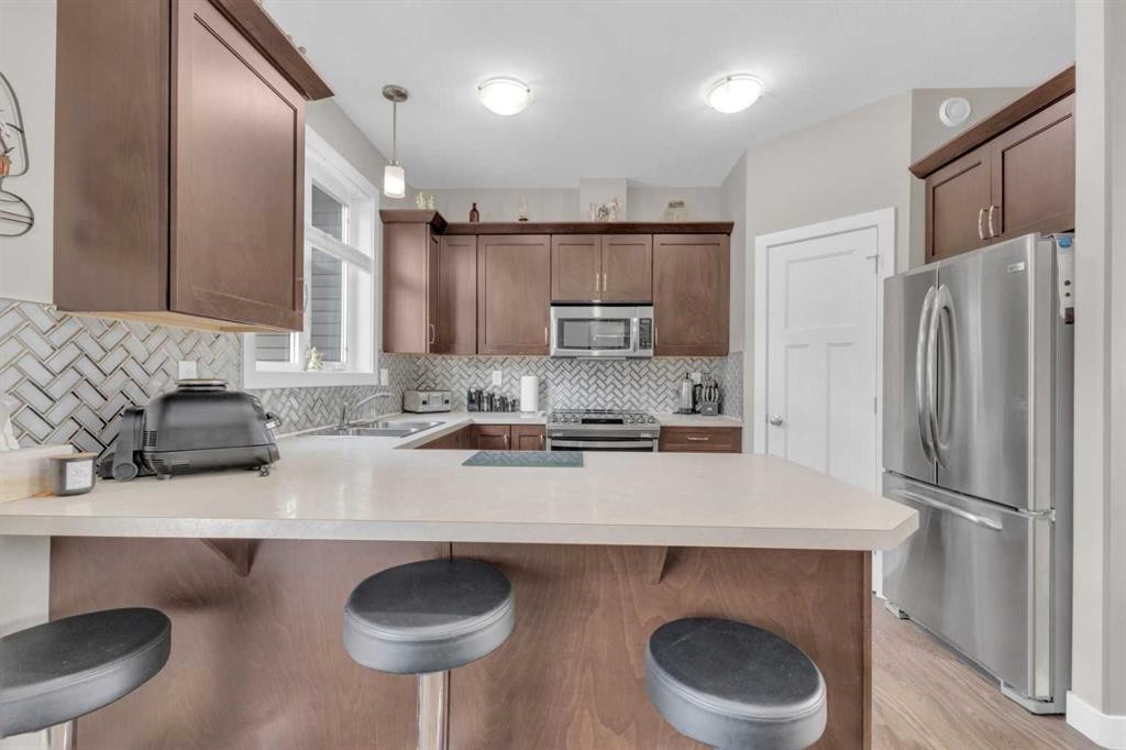 3901 49 Ave, Ponoka, AB - Indoor Photo Showing Kitchen With Upgraded Kitchen