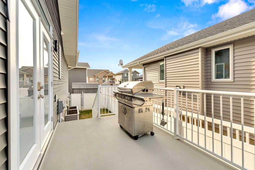 3901 49 Ave, Ponoka, AB - Outdoor With Exterior