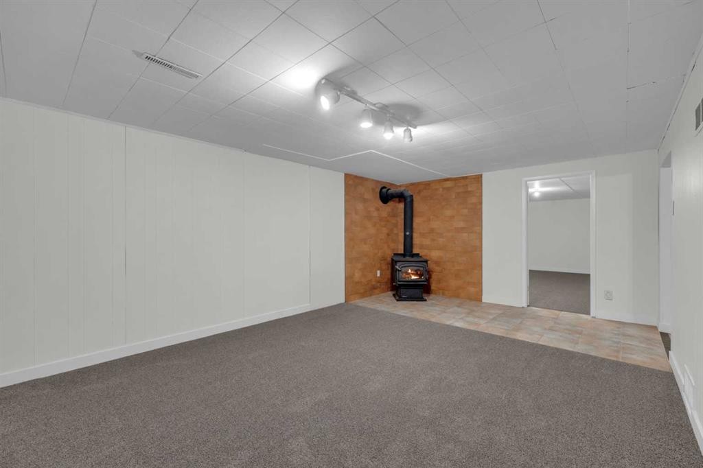 6157 Hamilton Drive, Red Deer, AB - Indoor