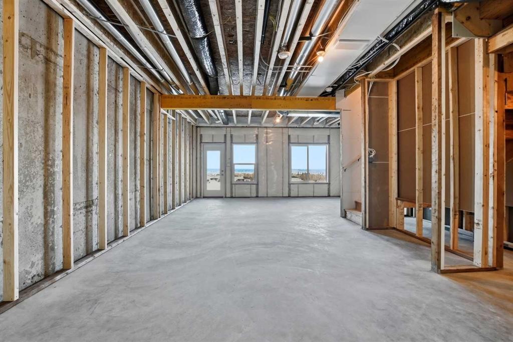 41 Violet Point, Sylvan Lake, AB - Indoor Photo Showing Other Room