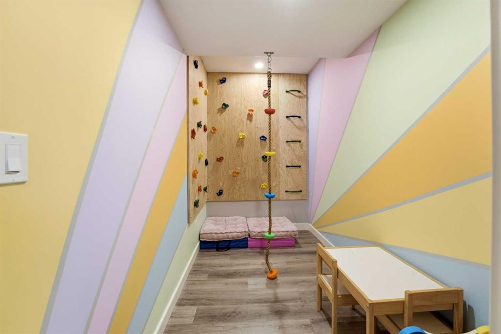 20 Cole Way, Sylvan Lake, AB - Indoor Photo Showing Other Room