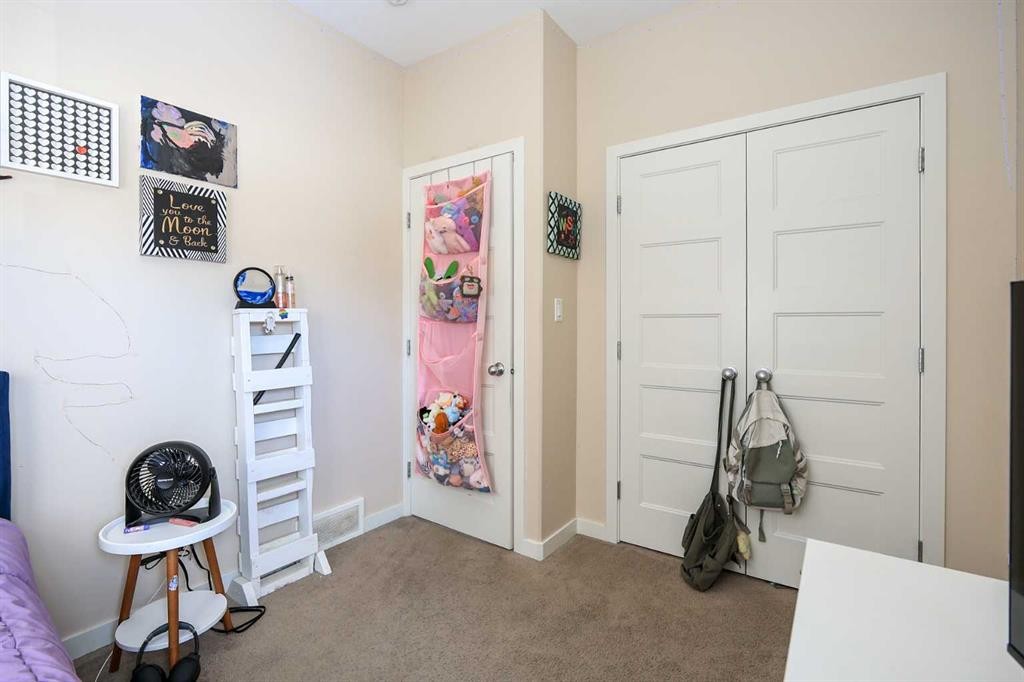 267 Lancaster Drive, Red Deer, AB - Indoor