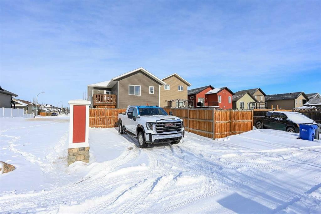 267 Lancaster Drive, Red Deer, AB - Outdoor