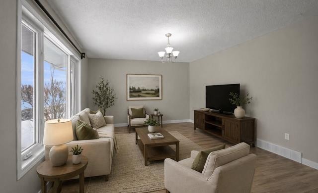 4108 53 Avenue, Innisfail, AB - Indoor Photo Showing Other Room