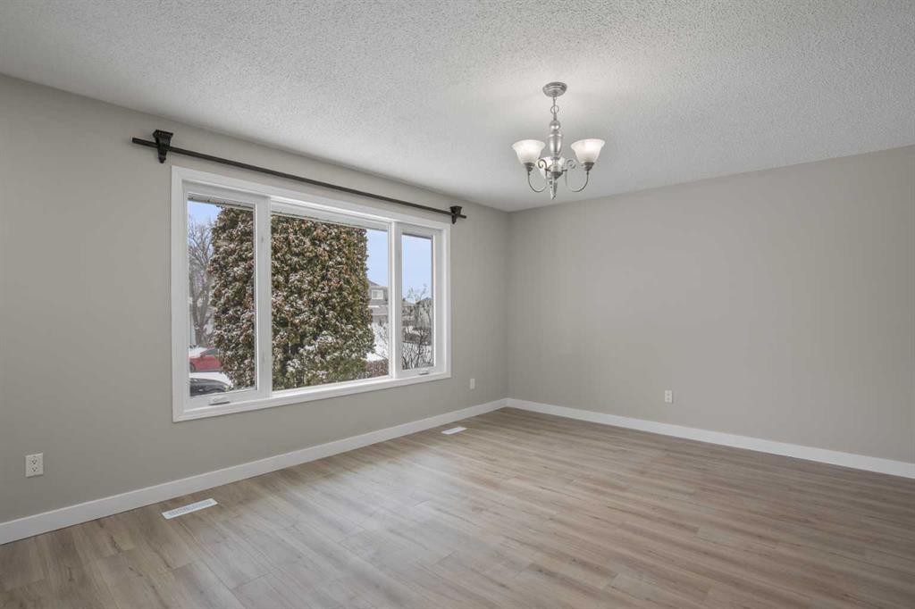 4108 53 Avenue, Innisfail, AB - Indoor Photo Showing Other Room