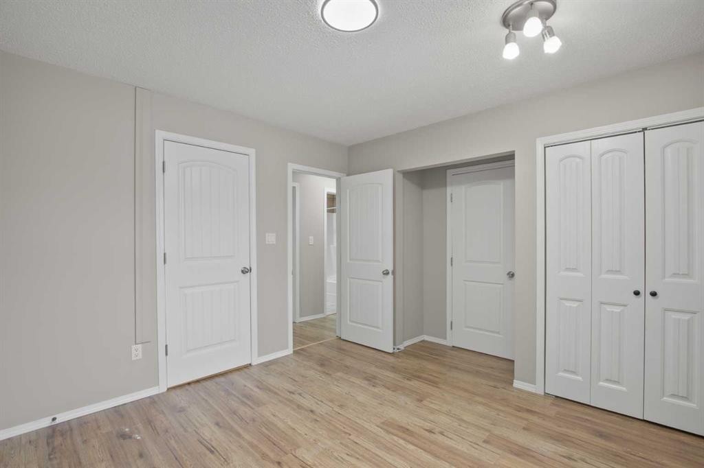 4108 53 Avenue, Innisfail, AB - Indoor Photo Showing Other Room