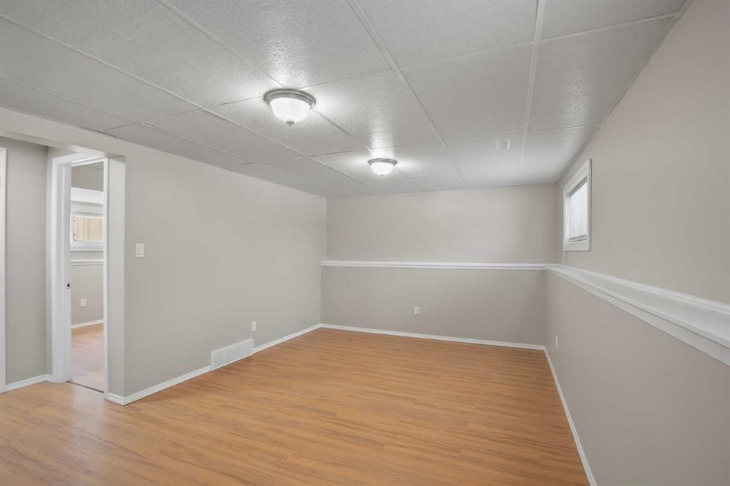 4108 53 Avenue, Innisfail, AB - Indoor Photo Showing Other Room