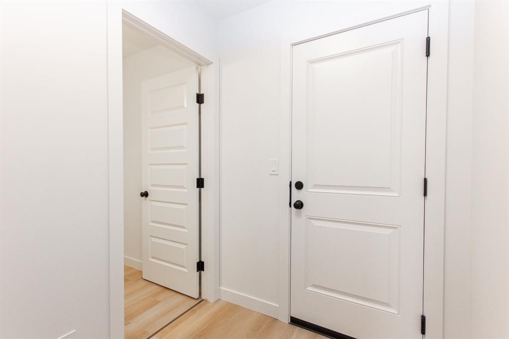 12 Trinity Street, Lacombe, AB - Indoor Photo Showing Other Room