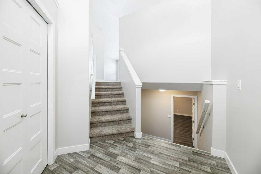 226 Truant Crescent, Red Deer, AB - Indoor Photo Showing Other Room