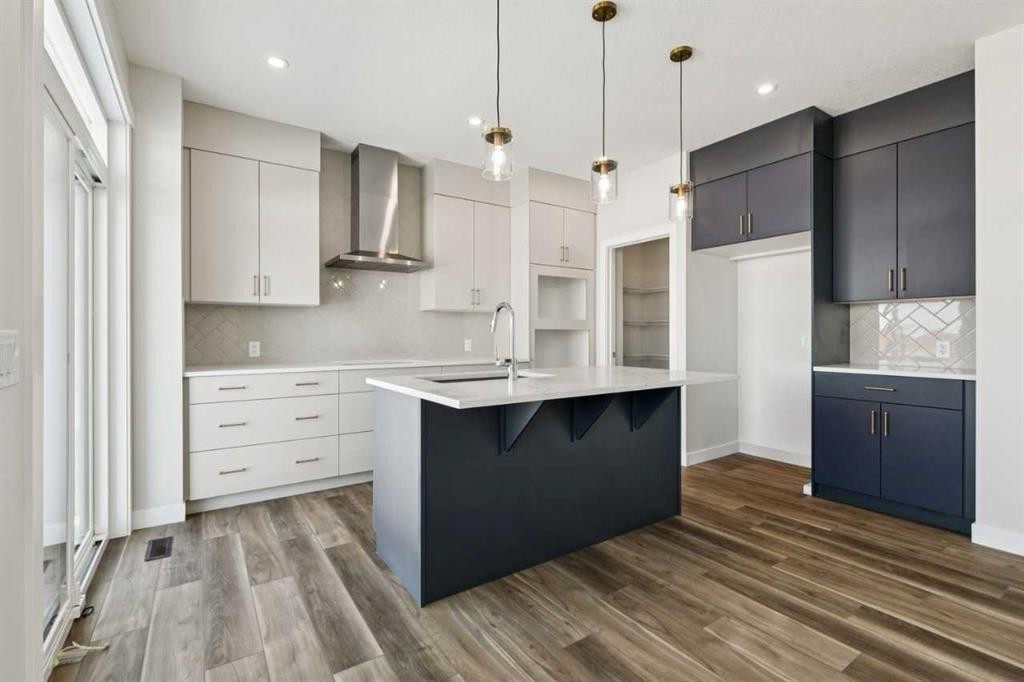 420 Bridgeport Glen, Chestermere, AB - Indoor Photo Showing Kitchen With Upgraded Kitchen