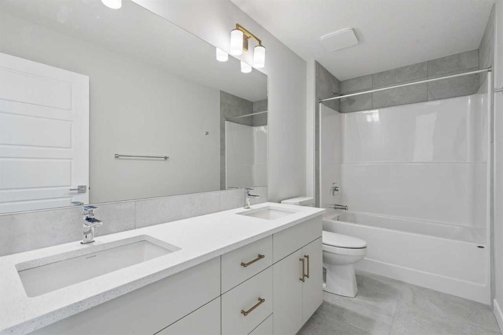 420 Bridgeport Glen, Chestermere, AB - Indoor Photo Showing Bathroom