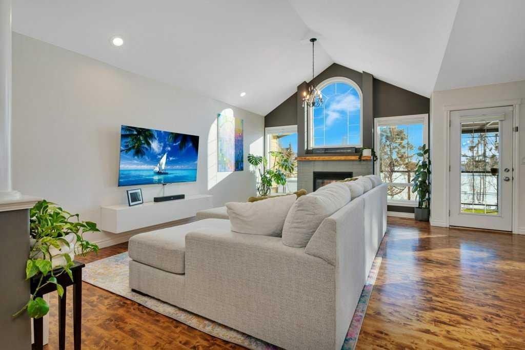 23 Irving Crescent, Red Deer, AB