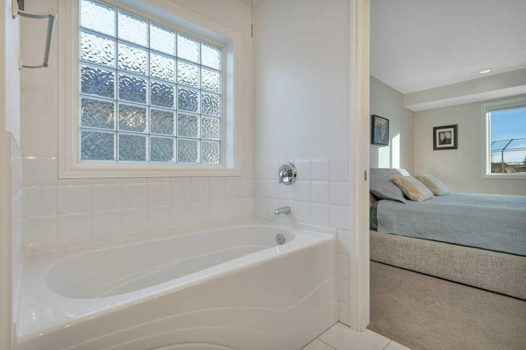 23 Irving Crescent, Red Deer, AB