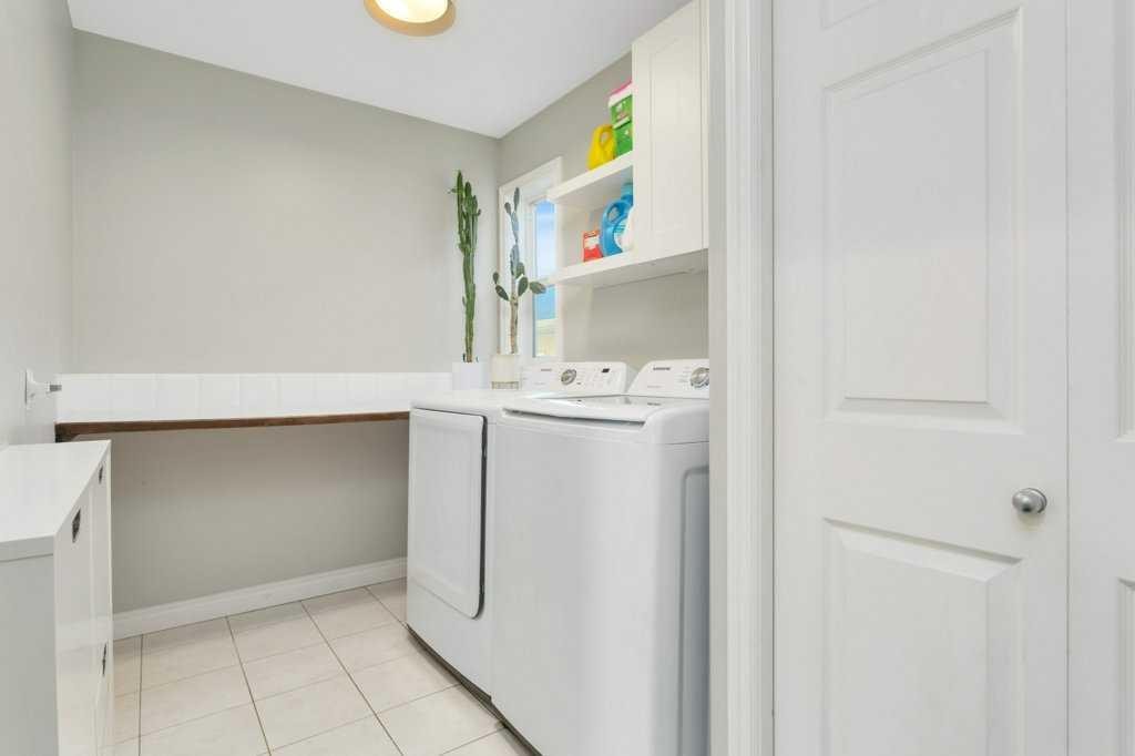 23 Irving Crescent, Red Deer, AB