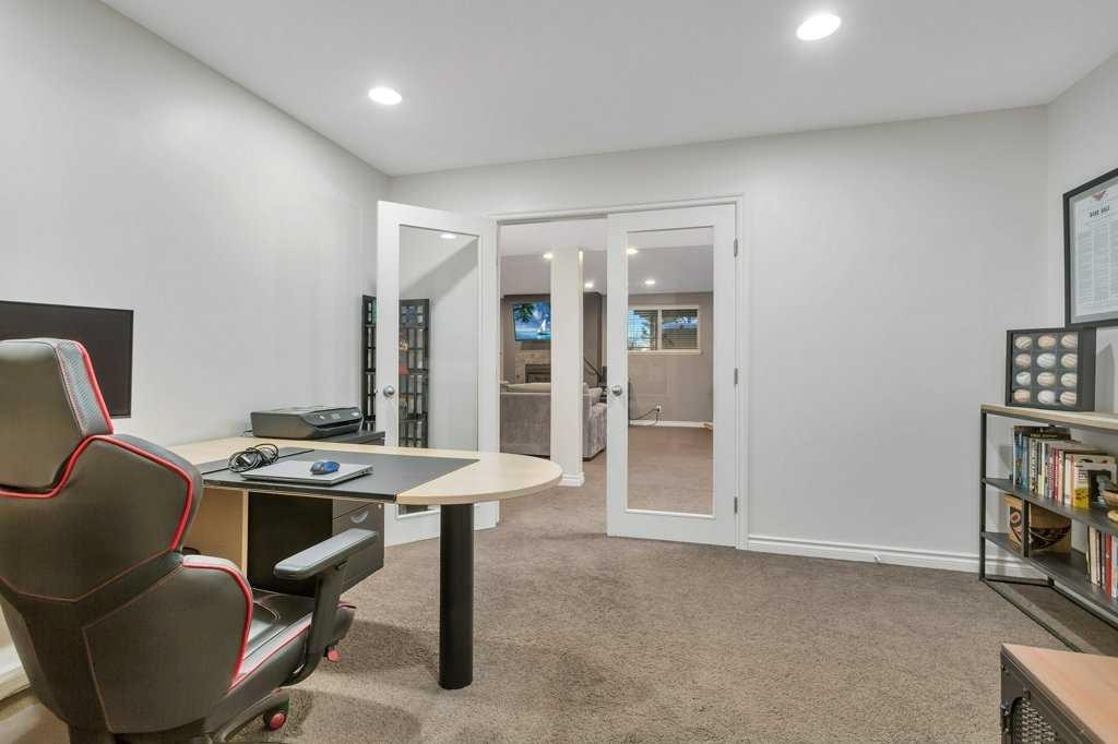 23 Irving Crescent, Red Deer, AB