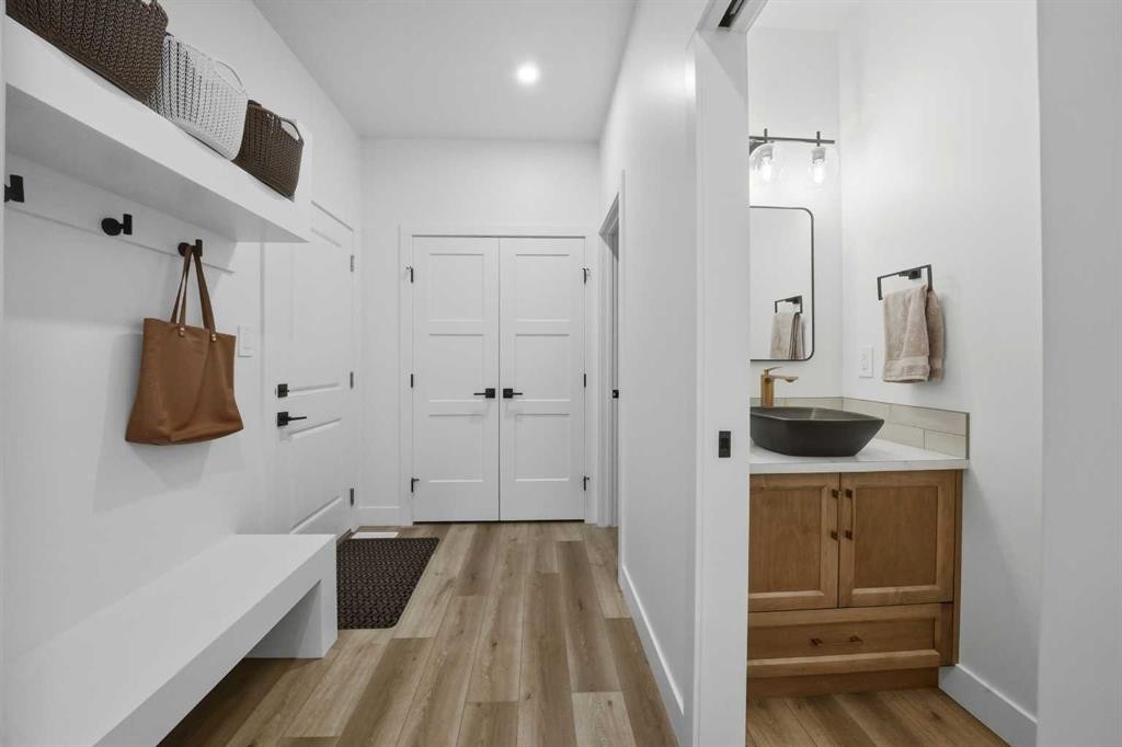 244 Emerald Drive, Red Deer, AB - Indoor Photo Showing Other Room