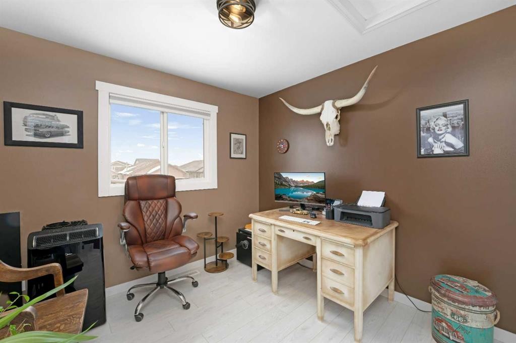 32 Legend Court, Sylvan Lake, AB - Indoor Photo Showing Office