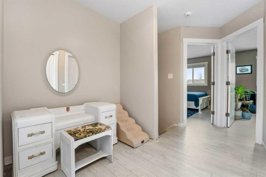 32 Legend Court, Sylvan Lake, AB - Indoor