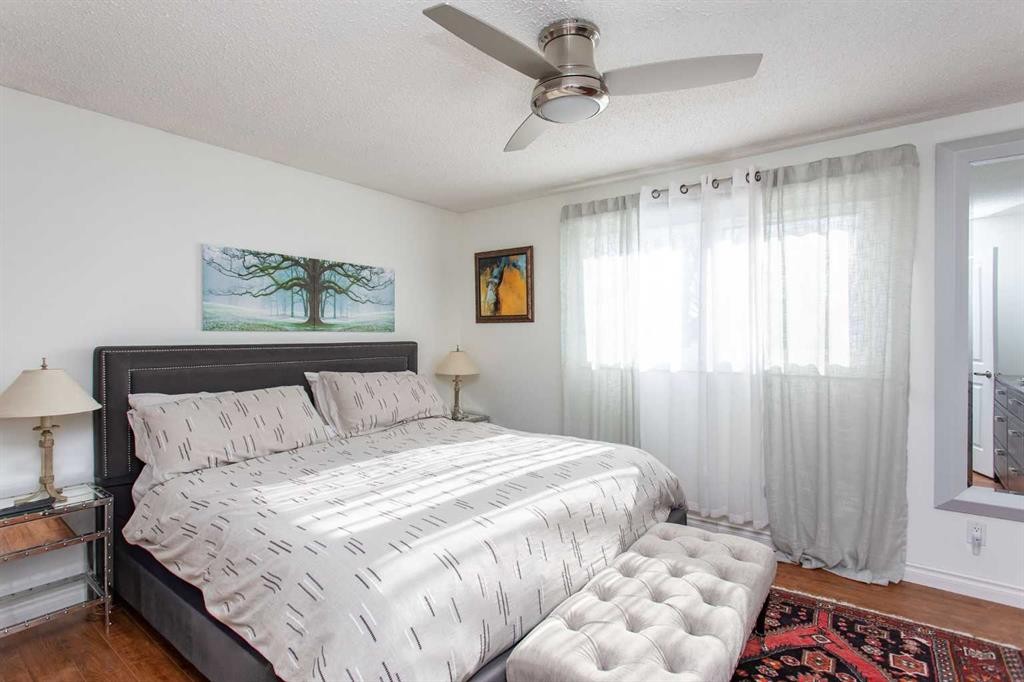 18 Mclevin Crescent, Red Deer, AB - Indoor Photo Showing Bedroom